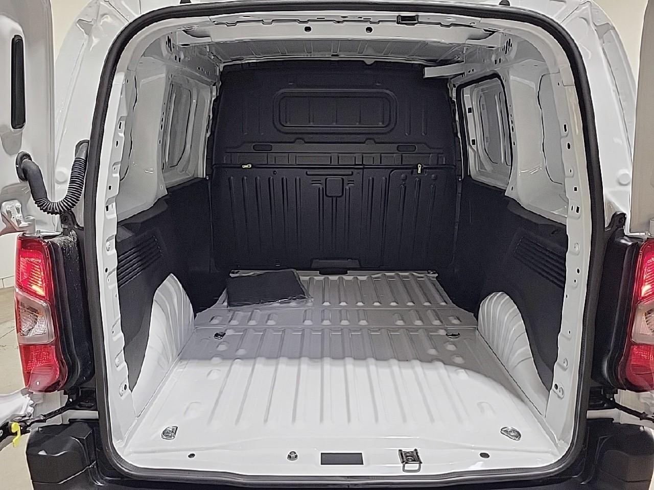 Citroën Berlingo van m diesel 100 ch manuelle — photo 14
