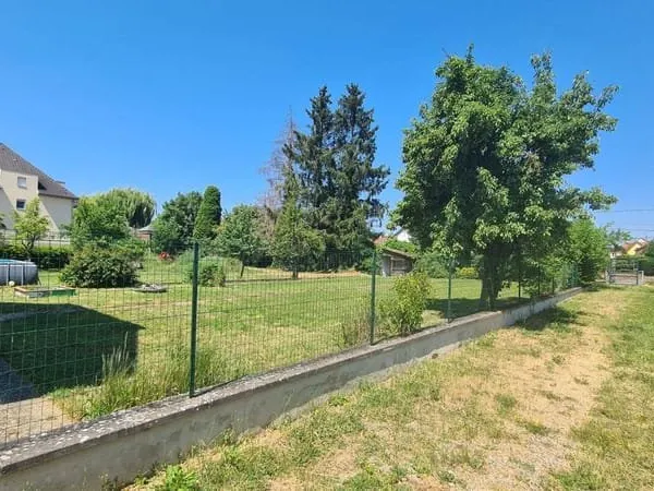 Terrain 916 m²
