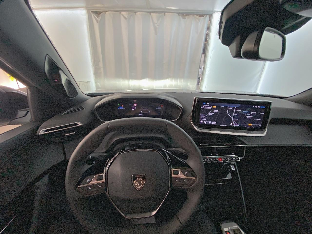 Peugeot 2008 hybrid 145 ch e-dcs6 allure — photo 12