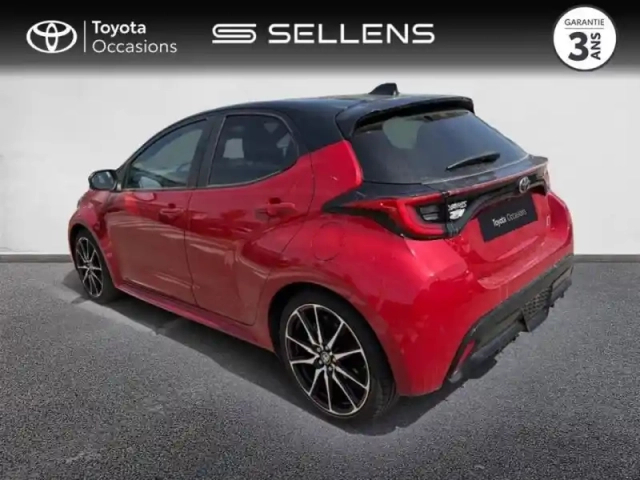 Toyota Yaris 116h gr sport 5p my22 — photo 2