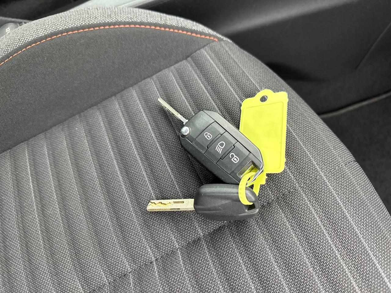 Peugeot 208 puretech 75 s&s bvm5 active — photo 30