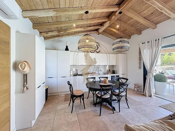 Maison 5 pièces 110 m²