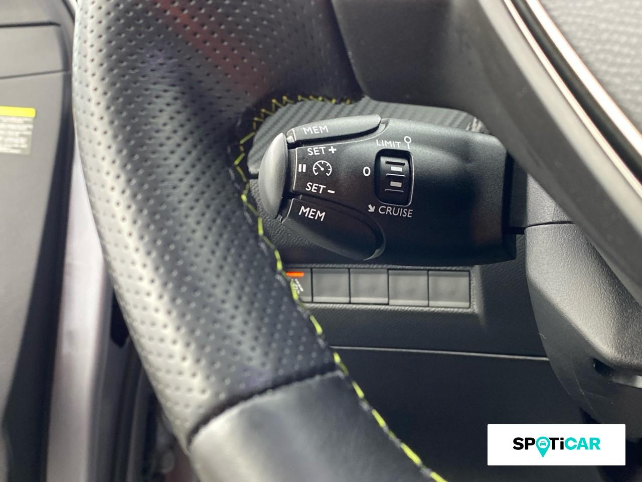 Peugeot 208 1.2 puretech 100ch s&s gt — photo 16