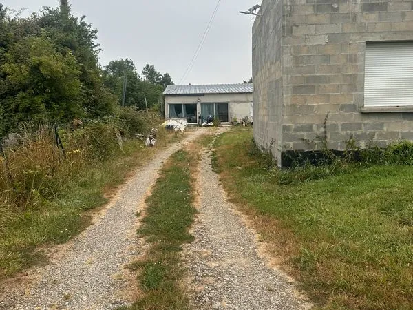 Maison à finir et Terain