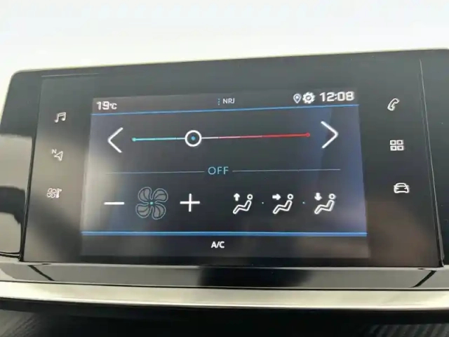 Peugeot 208 puretech 75 s&amp;s bvm5 — photo 97