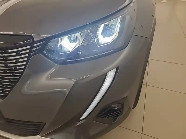 Peugeot 2008 bluehdi 130 s&amp;s eat8 — photo 16