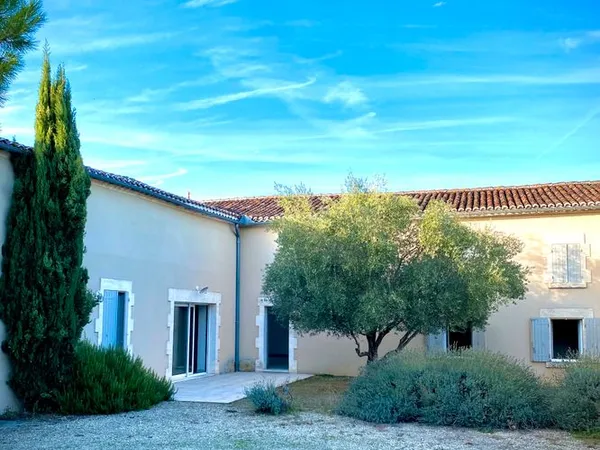 Maison 5pièces 205m2 avec jardin