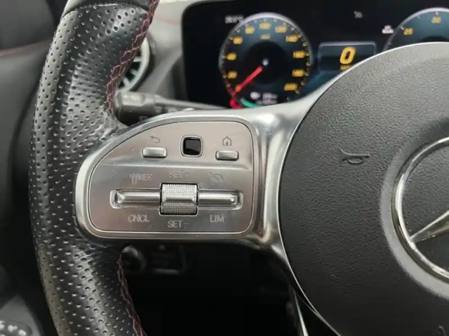 Mercedes Eqa 250+ amg line — photo 20