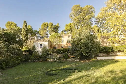 Maison 530 m²