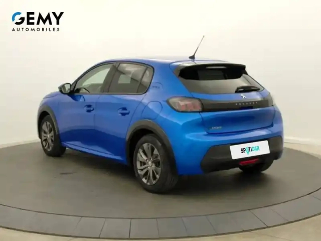 Peugeot 208 electrique 50 kwh 136ch — photo 29