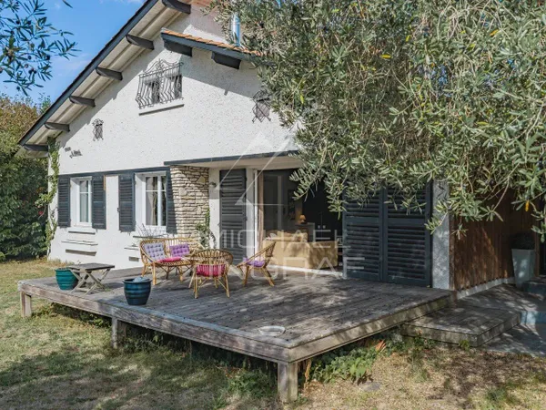 Maison 6 pièces 177 m²