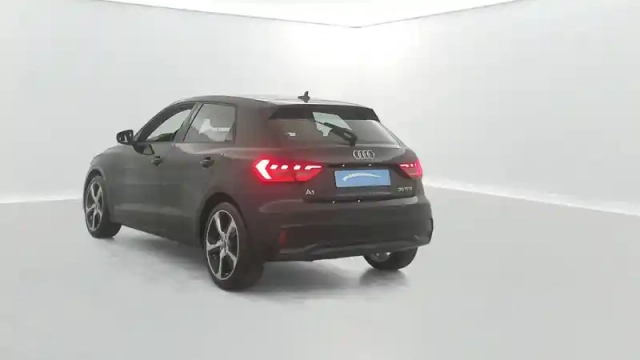 Audi A1 sportback 30 tfsi 110 ch bvm6 — photo 12
