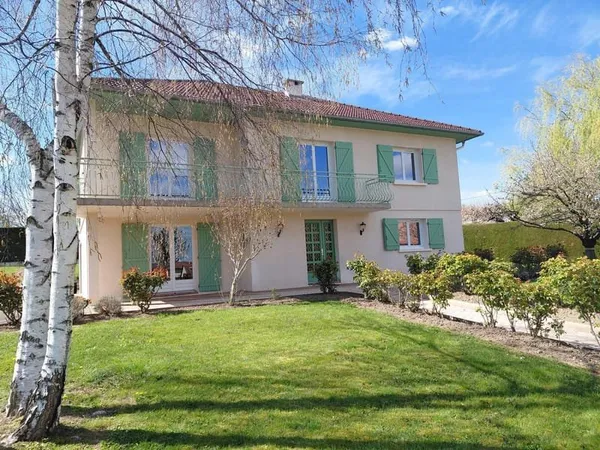 Maison 7 pièces 147 m²
