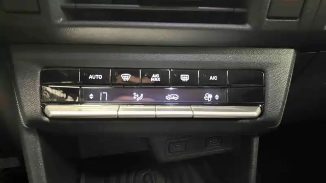 Opel Frontera 7 places 1.2 turbo hybrid 145 ch e-dct6 — photo 41