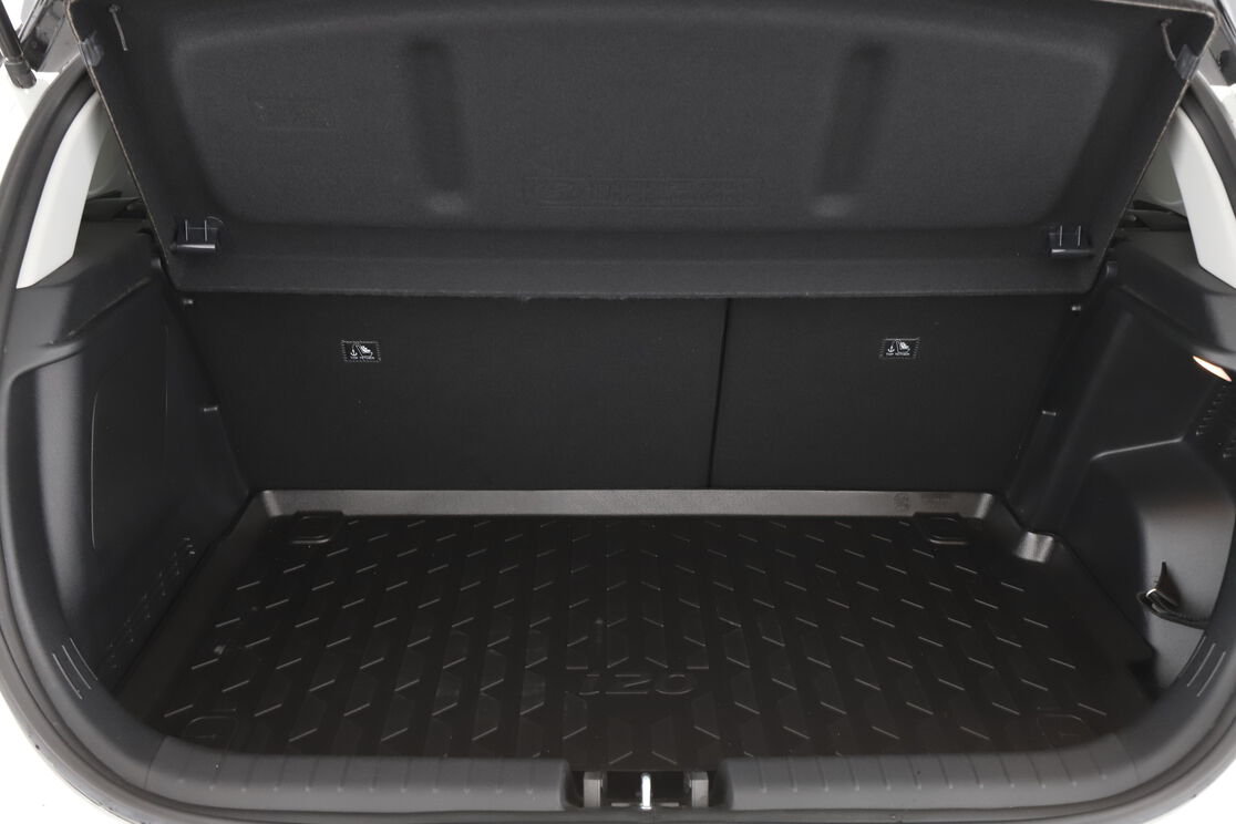 Hyundai i20 1.0 T-GDi Hybrid 48V Creative DCT-7 — photo 16