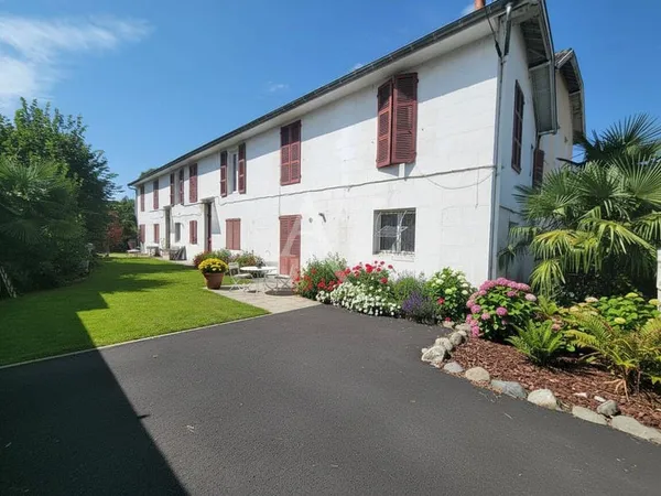 Immeuble 265 m²