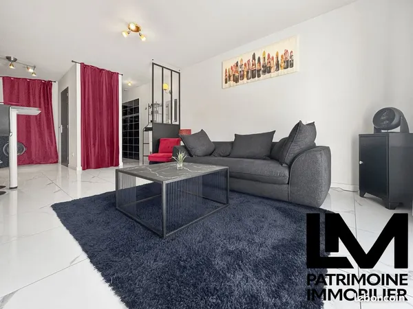 Studio 1 pièce 28 m²