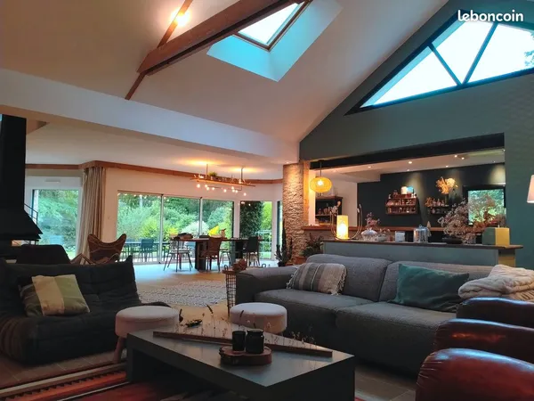 Maison d'architecte - 250 m² - Saint-Sulpice-la-Forêt, limitrophe Betton