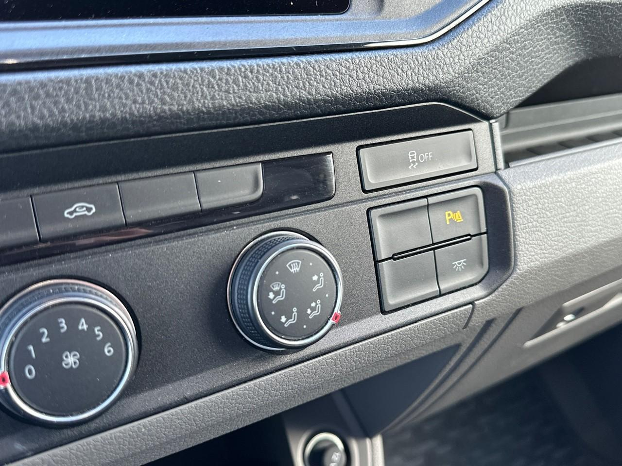Volkswagen Crafter van 35 l3h3 2.0 tdi 177 ch bva business — photo 30