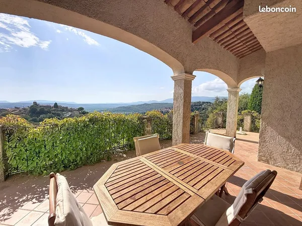 Maison 5 pièces 165 m²