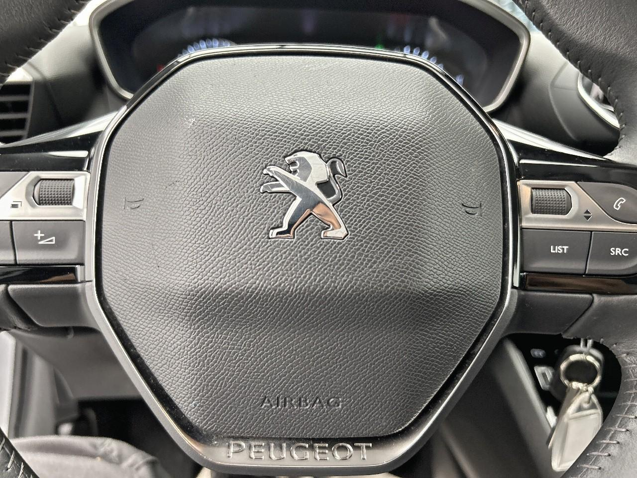 Peugeot 208 puretech 100 s&s bvm6 style — photo 25