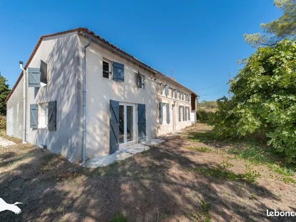 Maison 6 pièces 184 m²