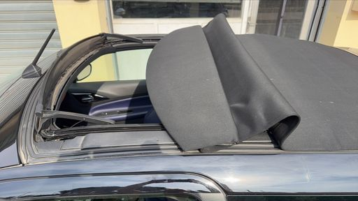 DS DS3 Cabriolet 1.2 PureTech 110 EAT6 - Ines De La Fressange – 2017 – 56442 km – Essence – Boîte Automatique — photo 4
