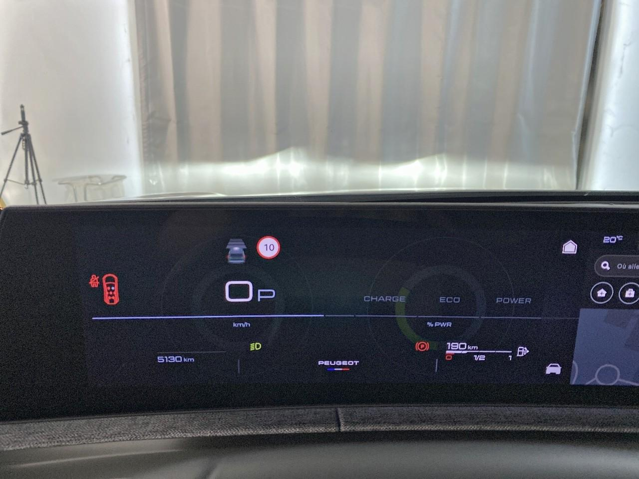 Peugeot 5008 hybrid 145 ch e-dcs6 allure — photo 13