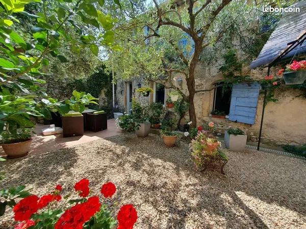 Maison de village 7 pièces 212 m²