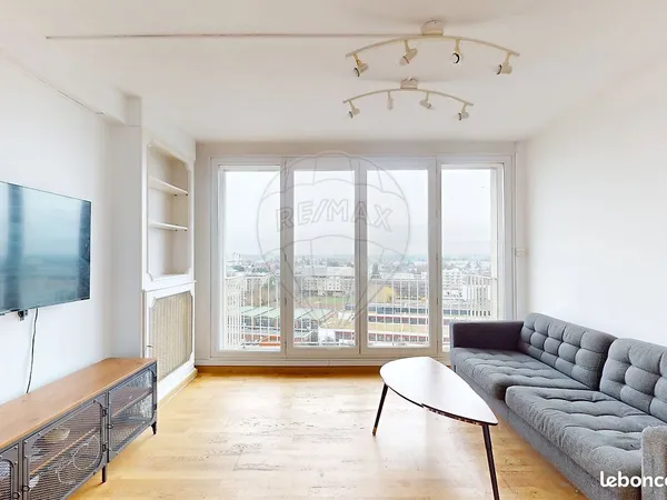 🏡 Colocation de 4 chambres à Orléans - Appartement T5 de 82 m²
