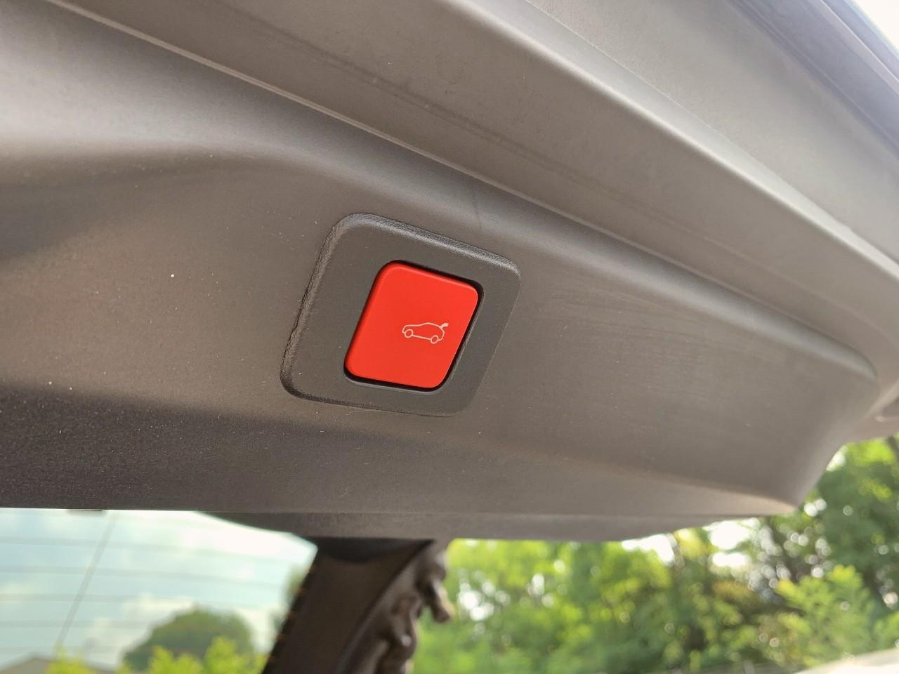 Peugeot 3008 1.2 hybrid 145ch gt e-dcs6 — photo 17