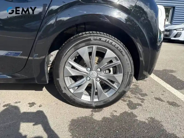 Peugeot 208 electrique 50 kwh 136ch — photo 11