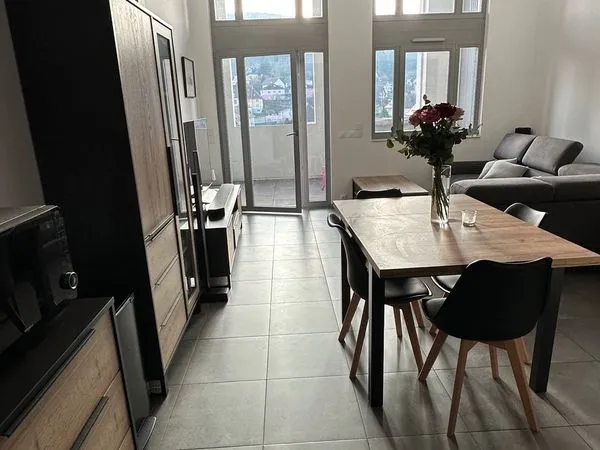Location duplex