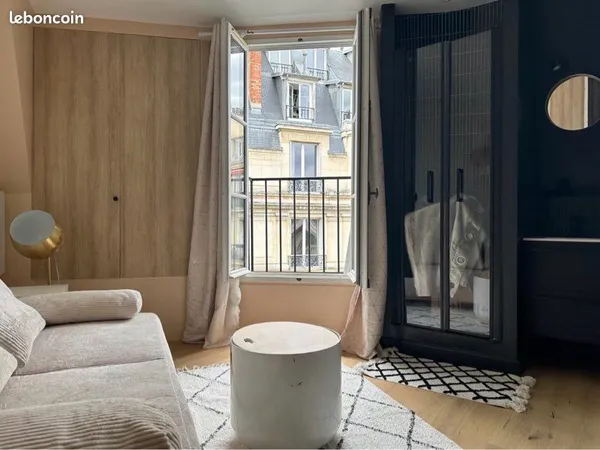 Appartement-Paris 17Ème - 1 pièce - Paris 75017 - Quartier Parc Monceau - Courcelles - Les Ternes - 