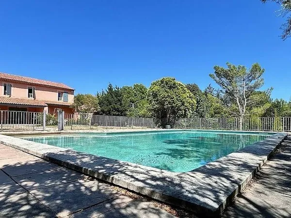 Maison 6 pièces 174 m²