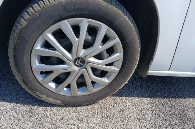 Citroën Berlingo taille m puretech 110 s&amp;s bvm6 — photo 13