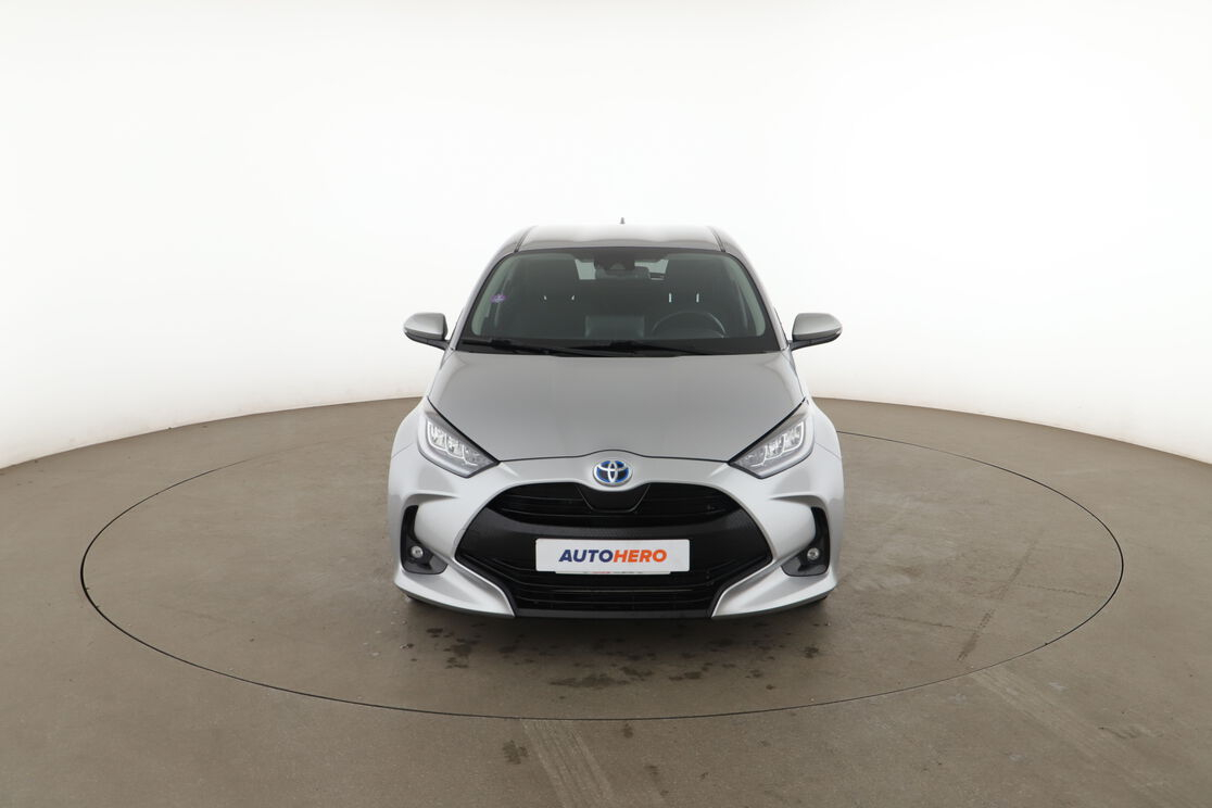 Toyota Yaris 1.5 Hybrid Design — photo 8
