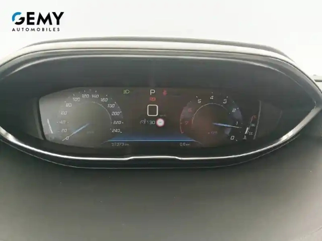 Peugeot 3008 puretech 130ch s&amp;s eat8 — photo 16