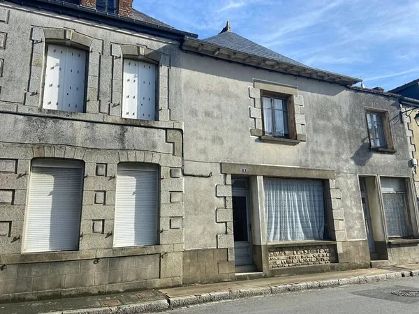 Maison 4 pièces 350 m²