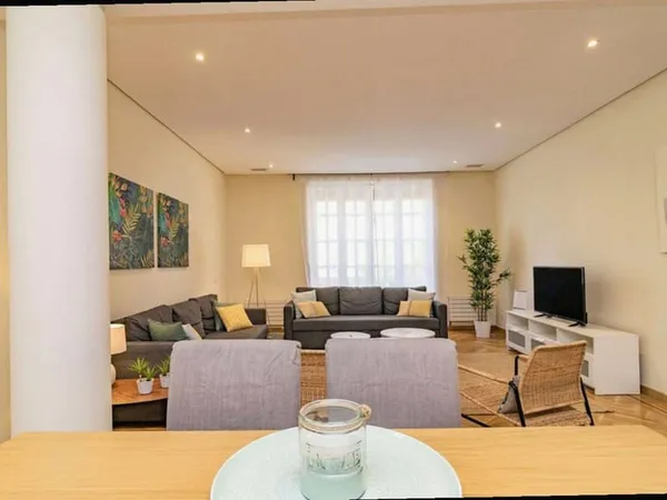 Appartement 3 pièces 105 m²