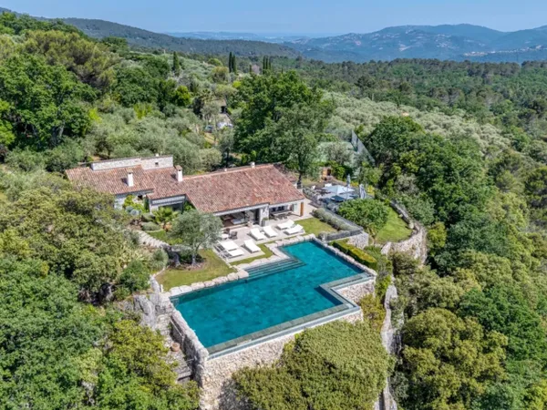Vente Propriété Saint-Cezaire-sur-Siagne