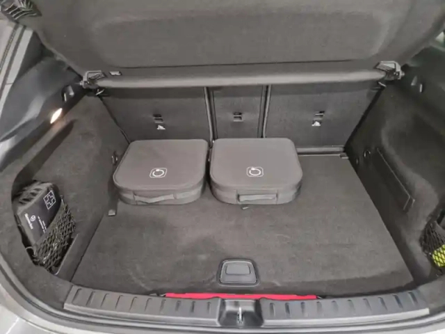 Mercedes Gla 250 e hybrid eq amg line — photo 10