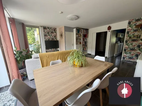 Maison 6 pièces 105 m²