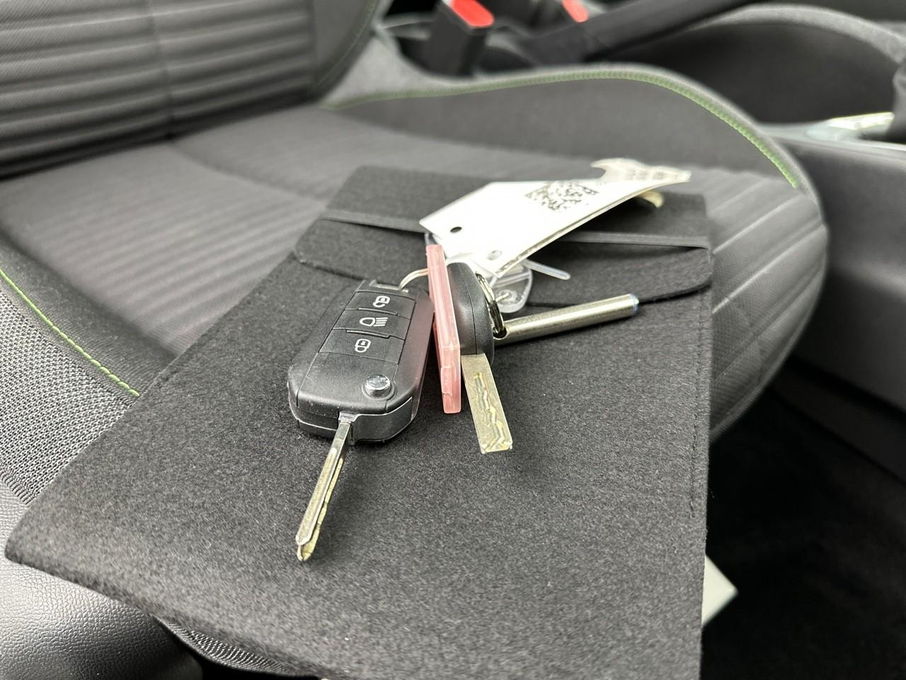 Peugeot 208 puretech 75 s&s bvm5 active — photo 31
