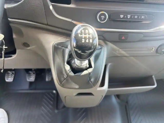Ford Transit fourgon fg t310 l2h2 2.0 ecoblue 130ch trend — photo 8