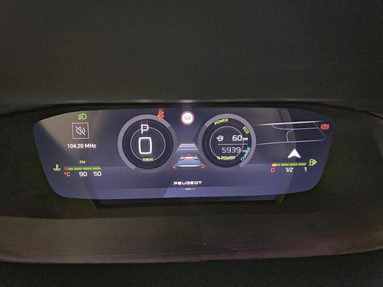 Peugeot 408 hybrid 145 e-dcs6 gt — photo 13