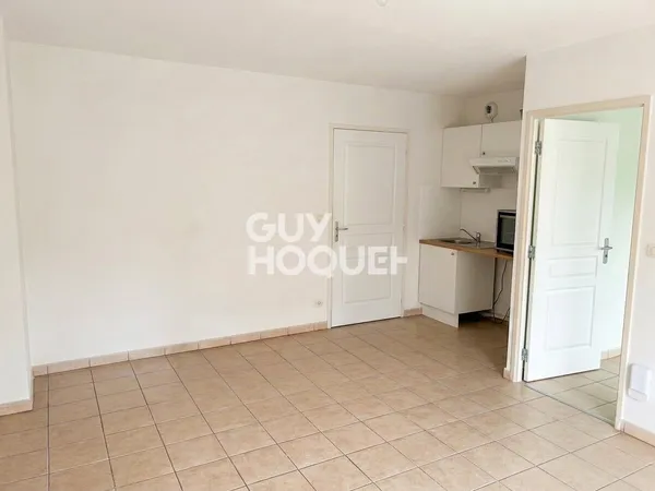 CARCASSONNE - Appartement T2, balcon, place de parking vendu loué