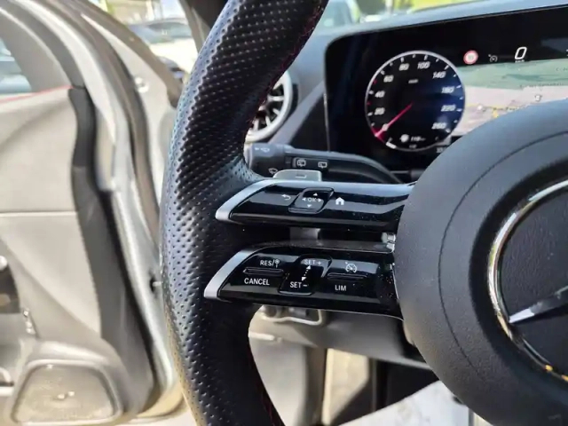Mercedes Gla 200 d 8g-dct — photo 18