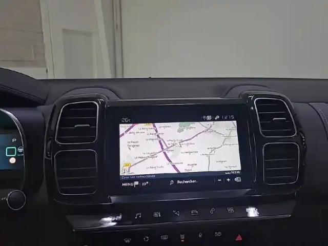 Citroën C5 Aircross hybride rechargeable 225 s&amp;s e-eat8 — photo 22