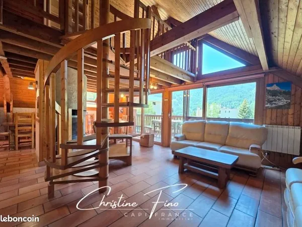 Chalet 12 pièces 198 m²